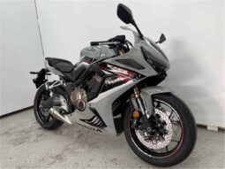
										2021 Honda CBR650R ABS full									
