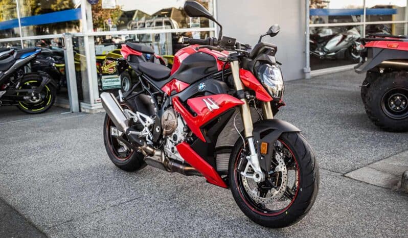 
								2021 BMW S 1000 R full									