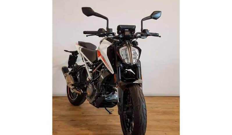 
								2021 KTM 390 Duke full									