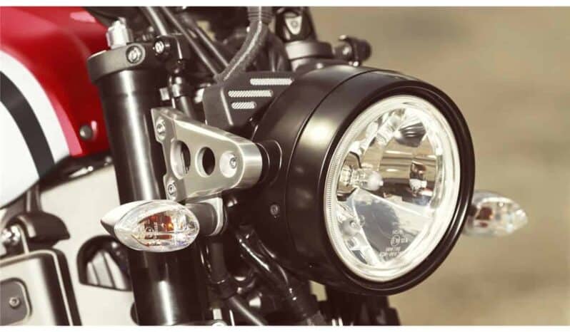 
								2021 Yamaha XSR900 (MTM850A) full									