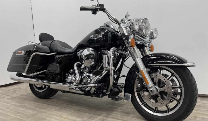 
								2016 Harley-Davidson Road King 1690 (FLHR) full									