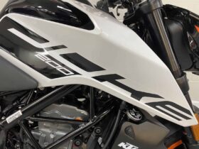 2021 KTM 200 Duke