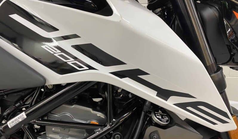 
								2021 KTM 200 Duke full									