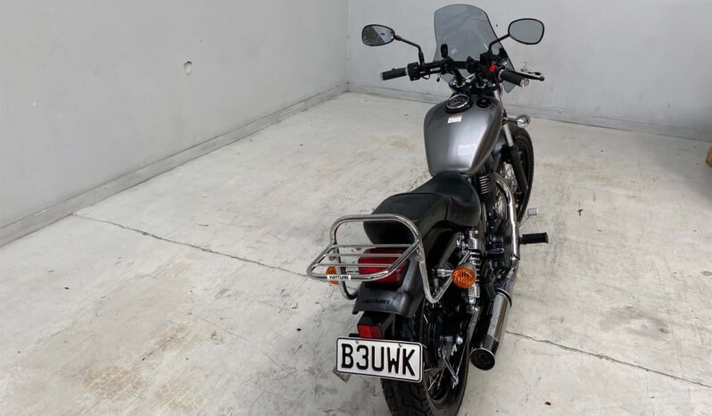 
								2019 Suzuki Boulevard S40 (LS650) full									
