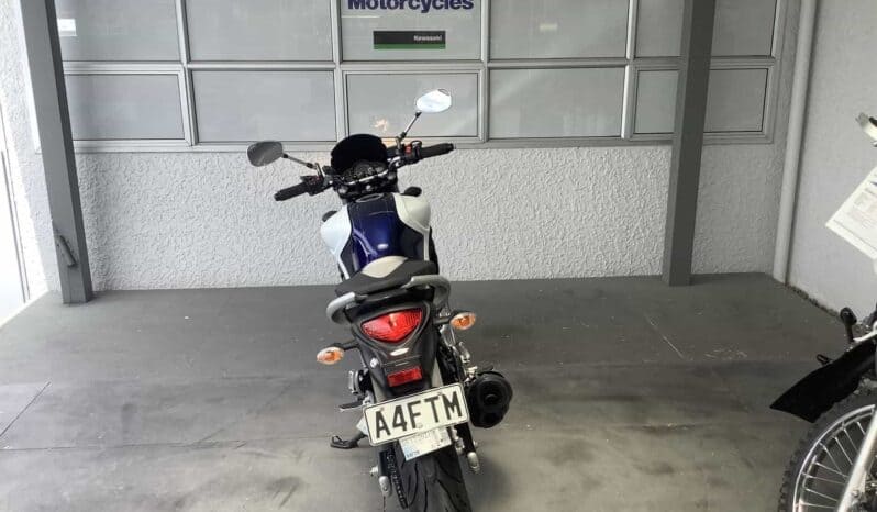
								2011 Suzuki Gladius 650 (SFV650) full									
