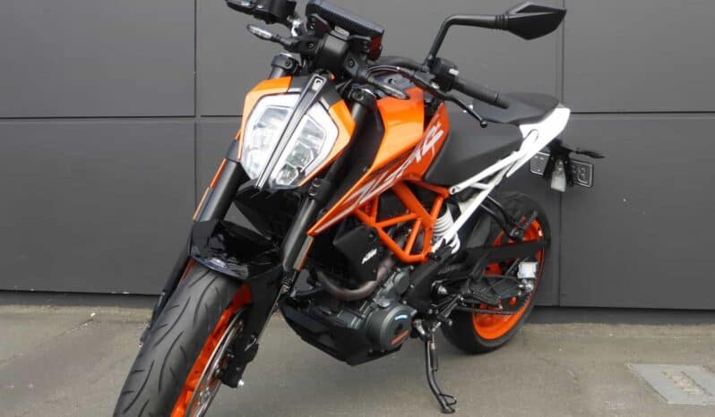 
								2018 KTM 390 Duke full									