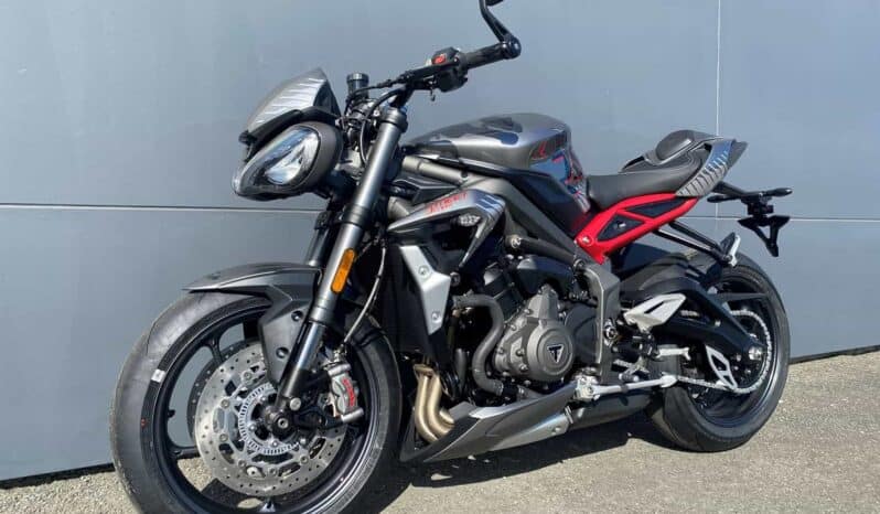 
								2022 Triumph Street Triple RS full									
