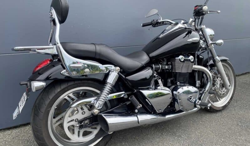 
								2010 Triumph Thunderbird Storm ABS full									