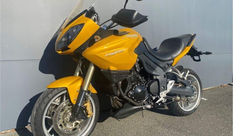 
								2008 Triumph Tiger 1050 full									