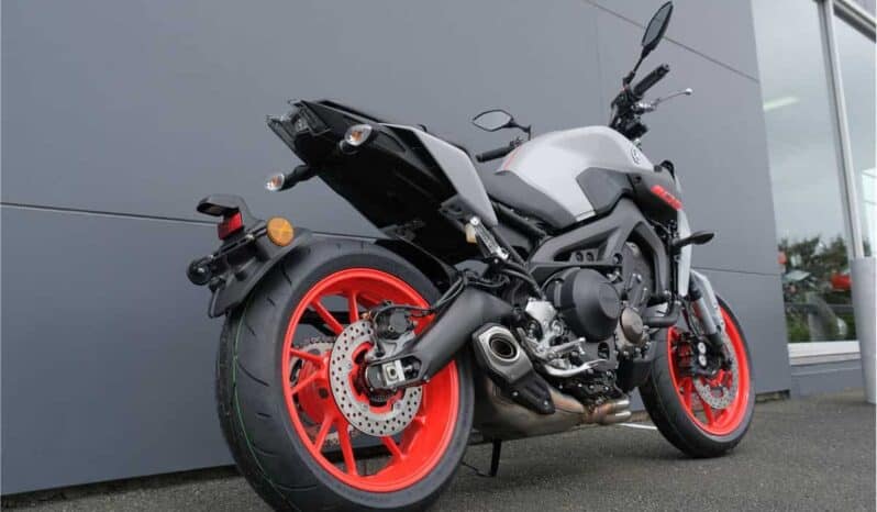 
								2020 Yamaha MT-09A full									
