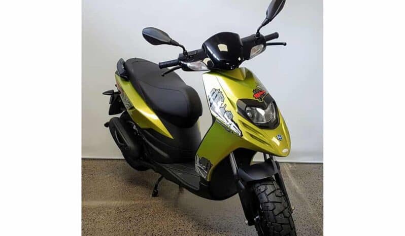 
								2021 Piaggio Typhoon 50 full									
