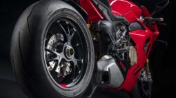 
										2022 Ducati Panigale V4 S full									