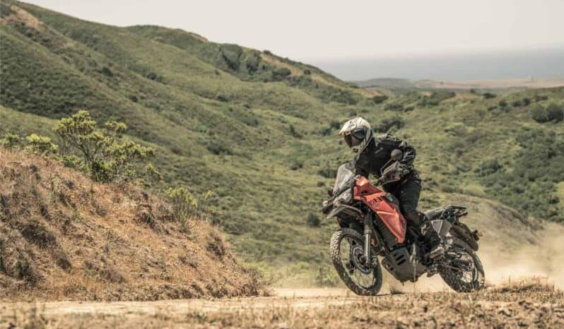 
								2022 Kawasaki KLR650 full									