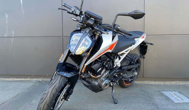
								2021 KTM 390 Duke full									