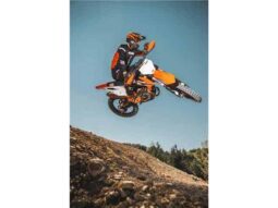 
										2022 KTM 450 SX-F full									