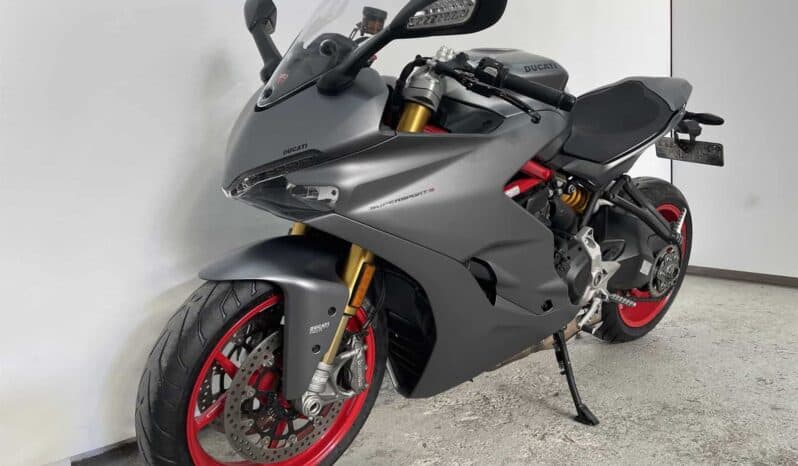 
								2020 Ducati SuperSport S full									
