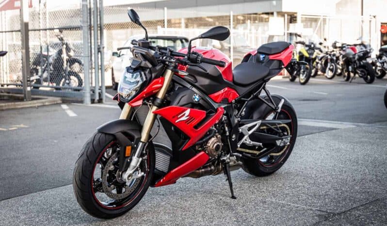 
								2021 BMW S 1000 R full									