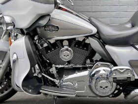 2009 Harley-Davidson Ultra Classic Electra Glide 1584 (FLHTCU)