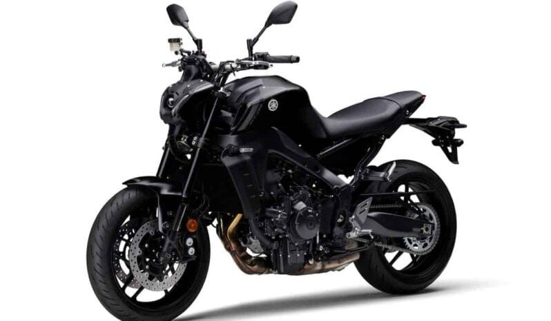
								2021 Yamaha MT-09 full									