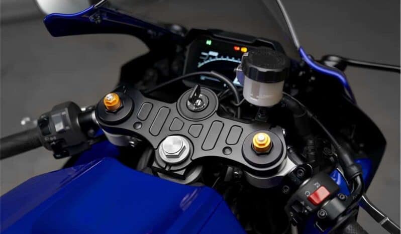 
								2022 Yamaha YZF-R7 (OW02) full									