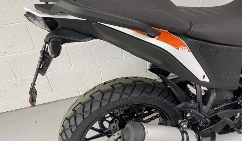 
								2021 KTM 390 Adventure full									