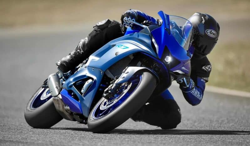 
								2022 Yamaha YZF-R7 (OW02) full									