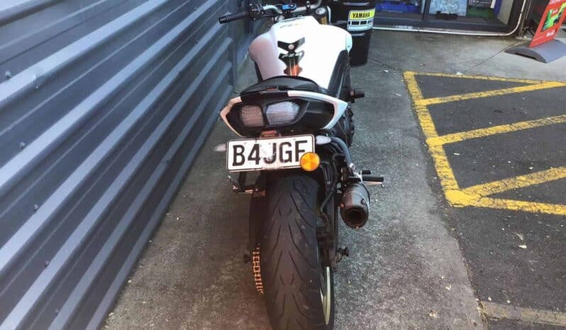 
								2010 Yamaha FZ8N full									