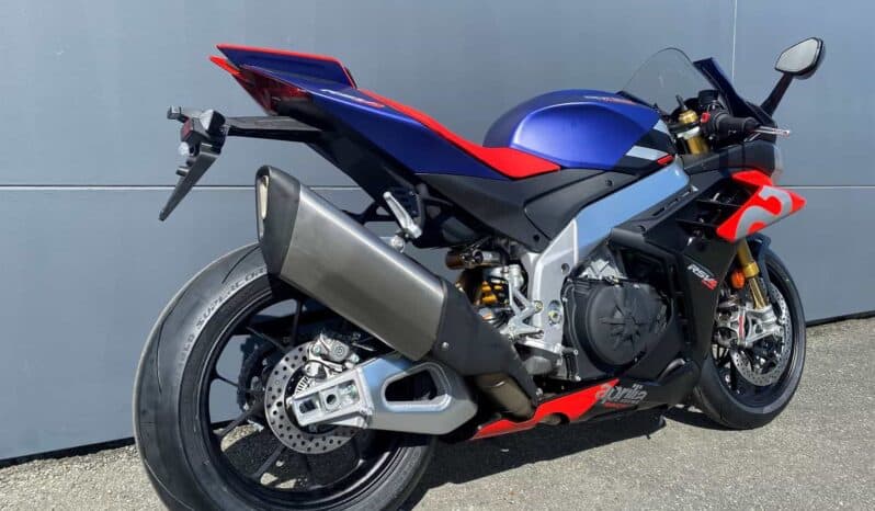 
								2021 Aprilia RSV4 1100 Factory full									