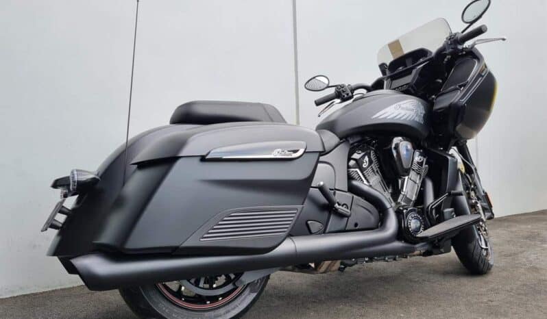 
								2021 Indian Challenger Dark Horse full									