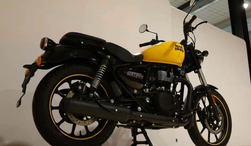 
								2021 Royal Enfield Meteor 350 Fireball full									