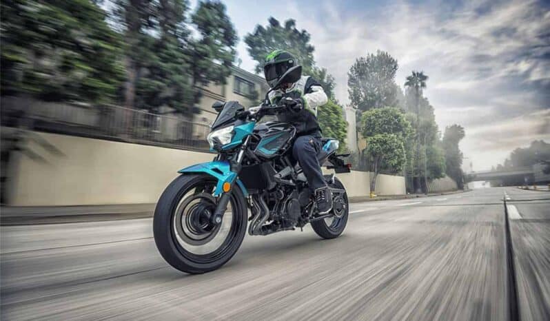 
								2021 Kawasaki Z400 full									