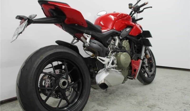
								2022 Ducati Streetfighter V4 full									