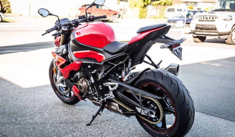 
								2021 BMW S 1000 R full									