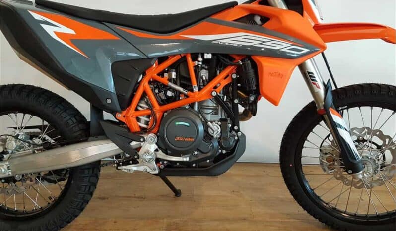 
								2022 KTM 690 Enduro R full									