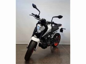 2021 KTM 200 Duke