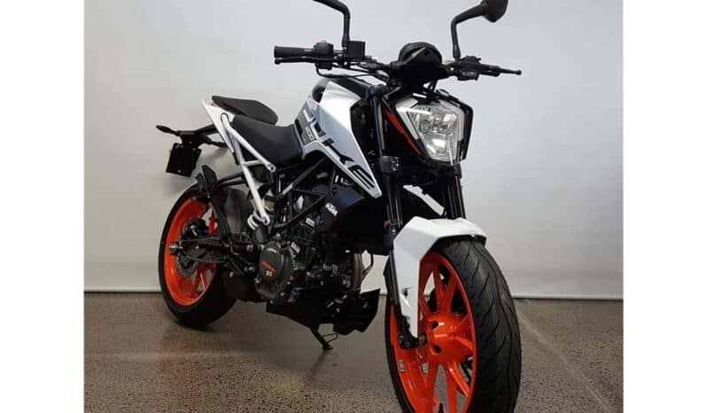 
								2021 KTM 200 Duke full									